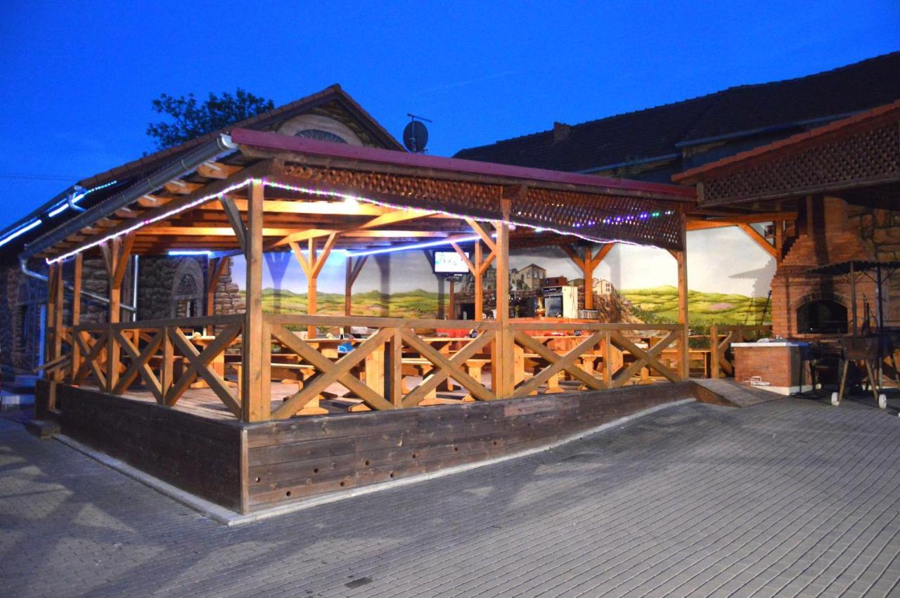 Villa Wellness Club Puclice Esterno foto